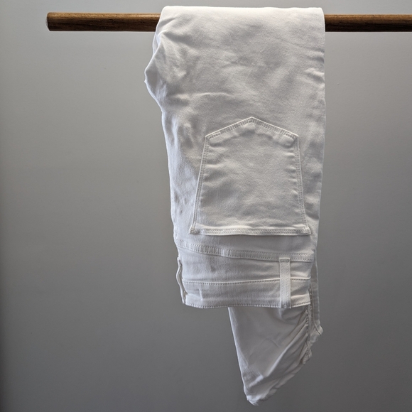 Joe’s High Rise Skinny  White Jeans 26 - Picture 2 of 10